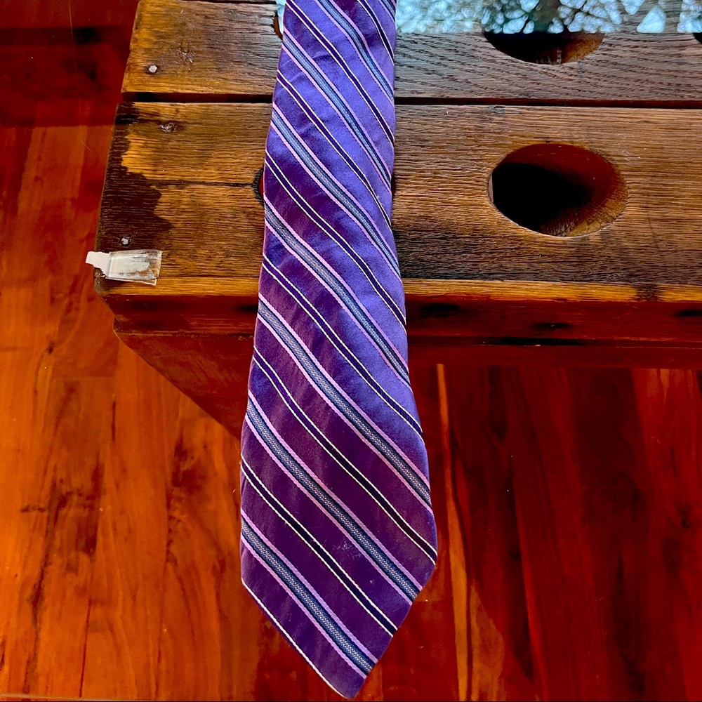 Joseph Abboud - high end tie